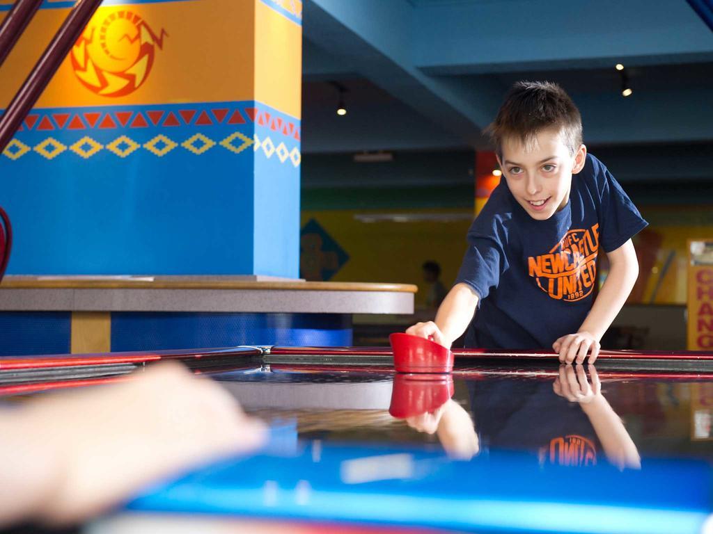 Tlh Carlton Hotel And Spa - Tlh Leisure And Entertainment Resort Torquay Eksteriør billede